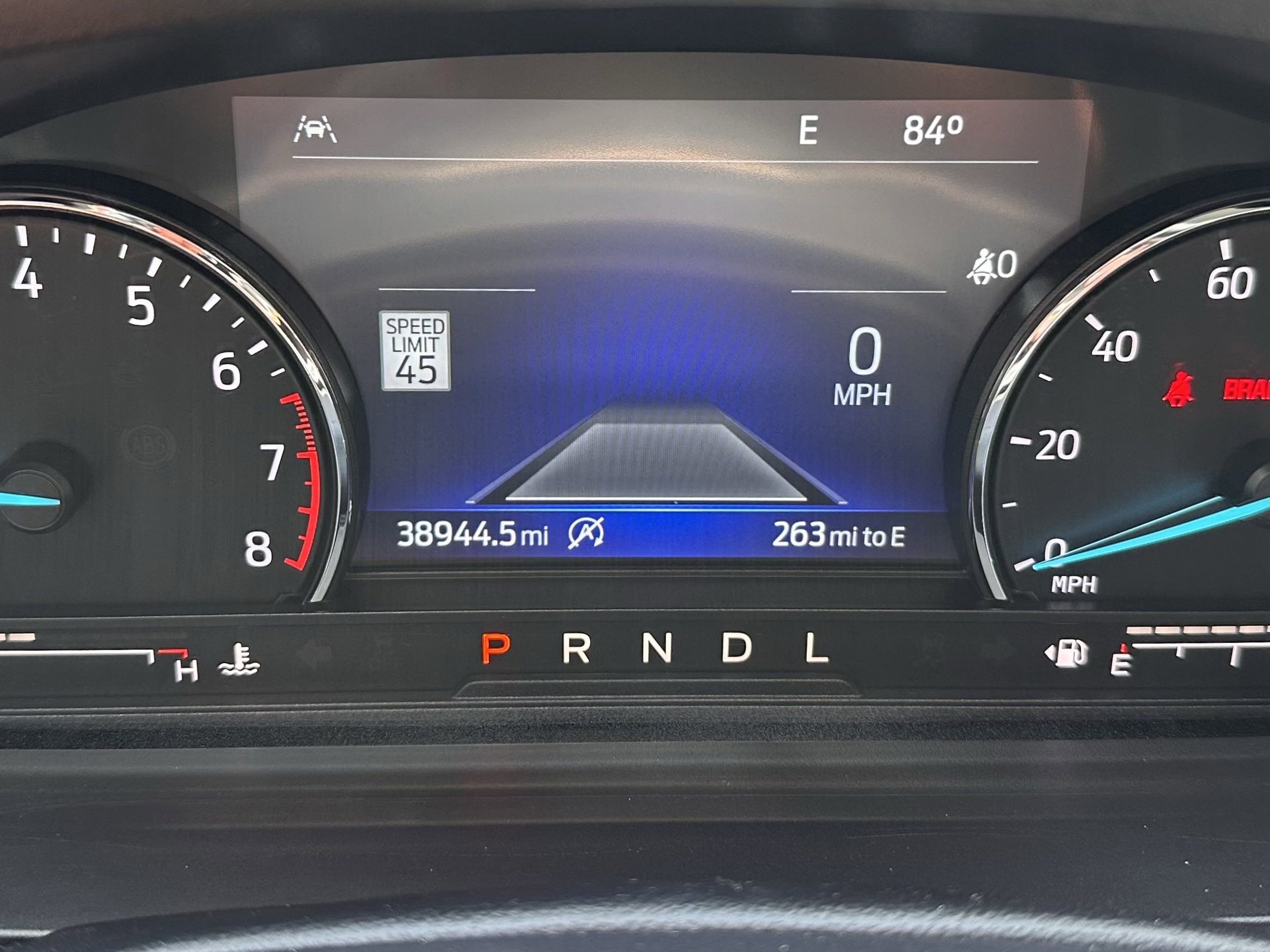 2023 Ford Explorer XLT photo 12