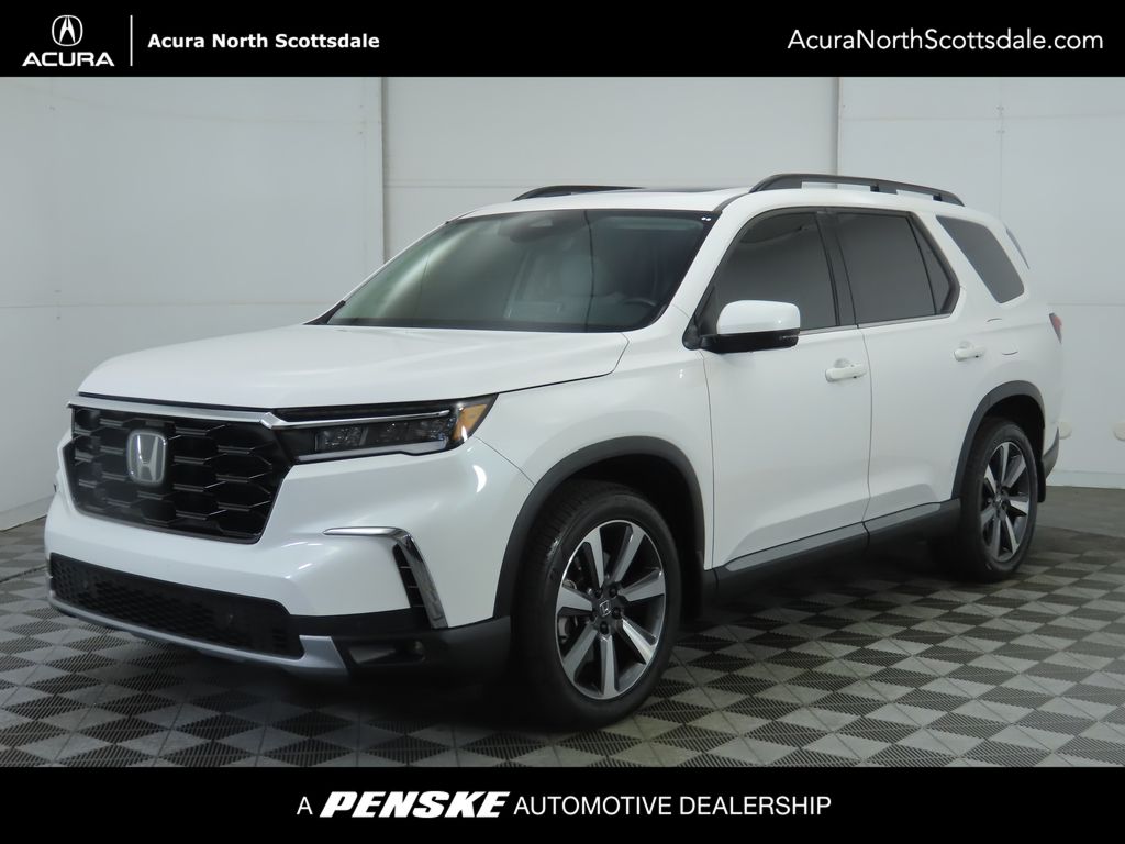 2023 Honda Pilot Touring's photo