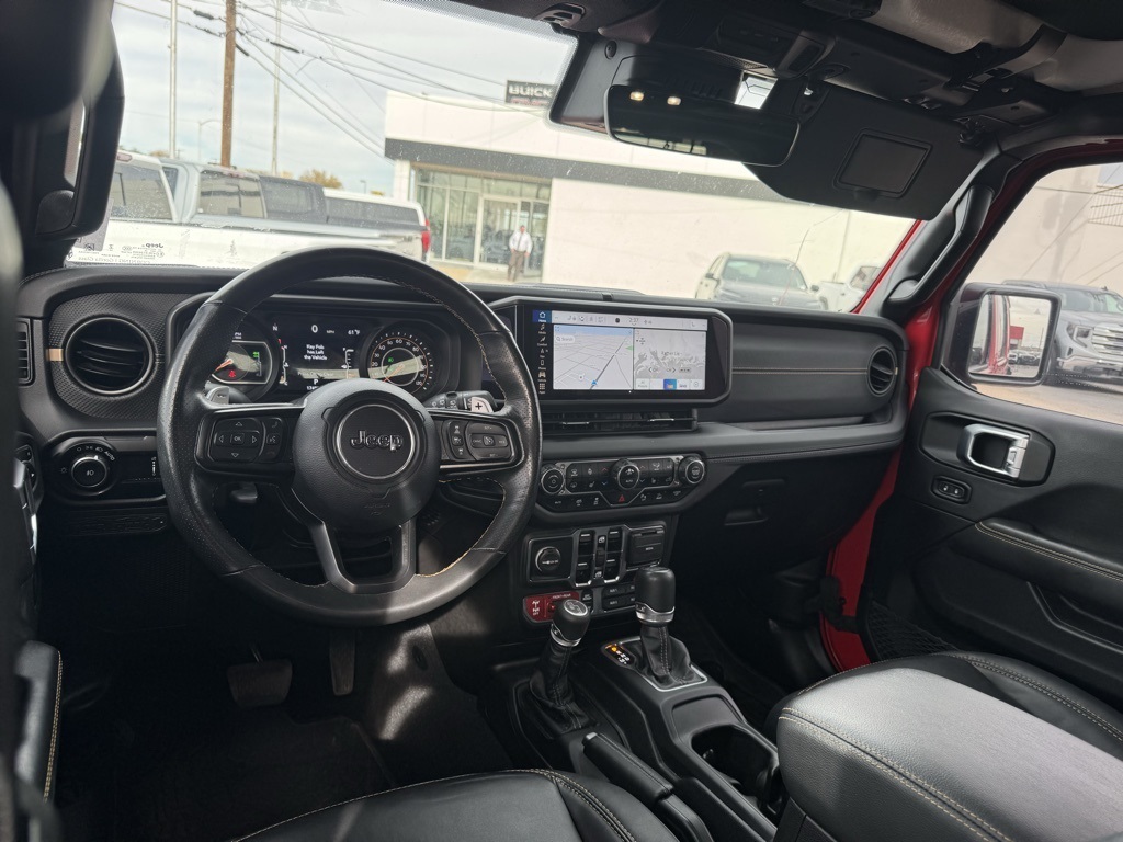 2024 Jeep Wrangler Rubicon 392 photo 3