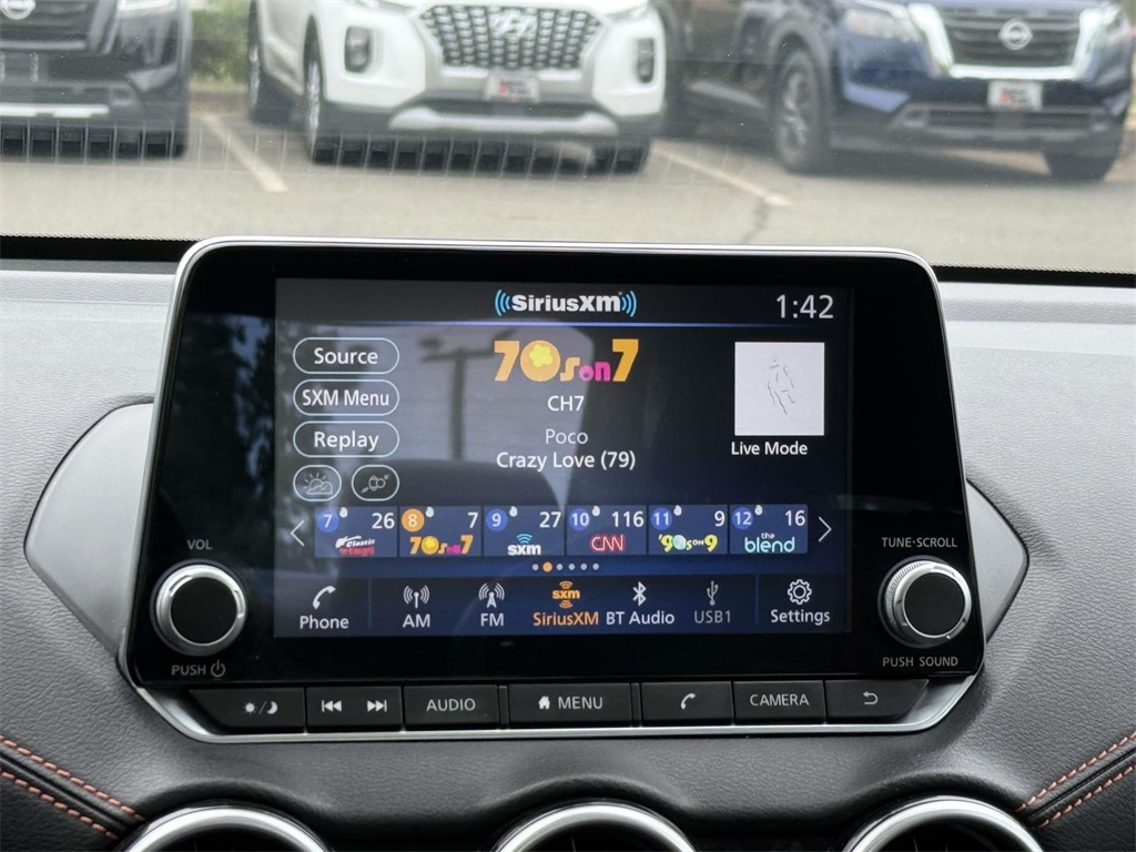 2021 Nissan Sentra SR photo 3