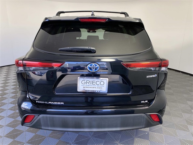 2023 Toyota Highlander Hybrid XLE photo 4