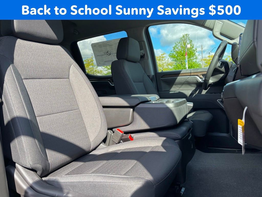 2025 Chevrolet Silverado 1500 LT photo 4