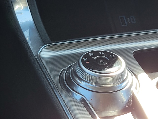 2024 Ford Edge Titanium photo 24