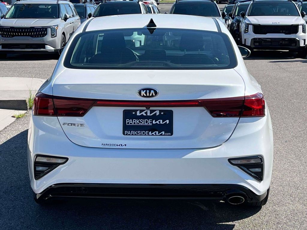 2021 Kia Forte LXS photo 24