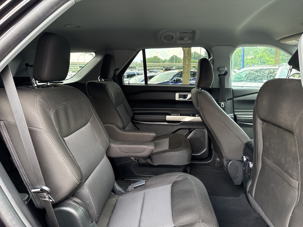 2022 Ford Explorer XLT photo 27