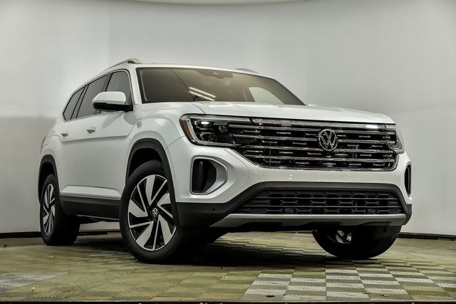 2026 Volkswagen Atlas SEL's photo