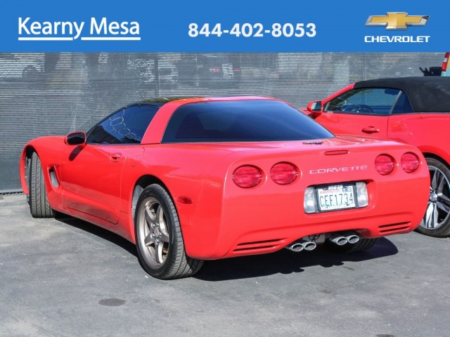 2004 Chevrolet Stingray Base