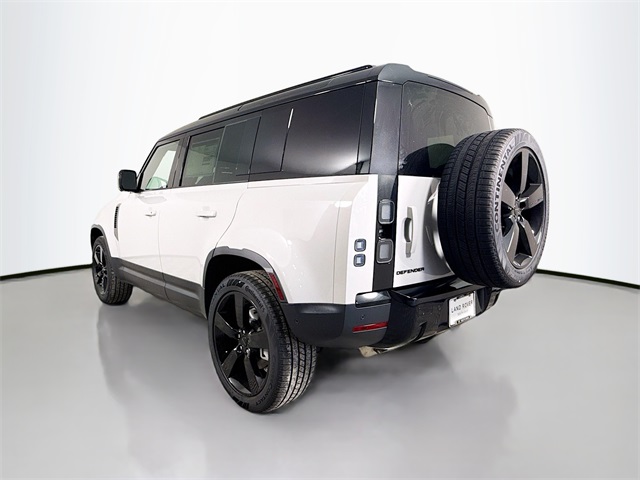 2026 Land Rover Defender 110 S photo 4