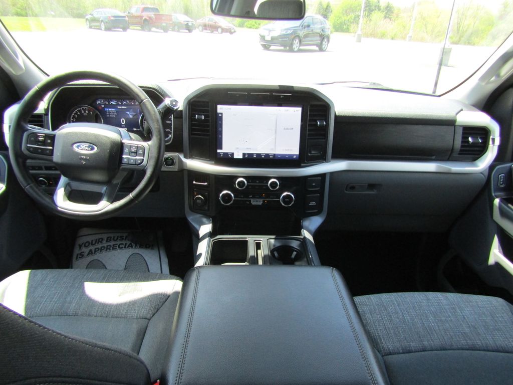 2023 Ford F-150 XLT photo 12