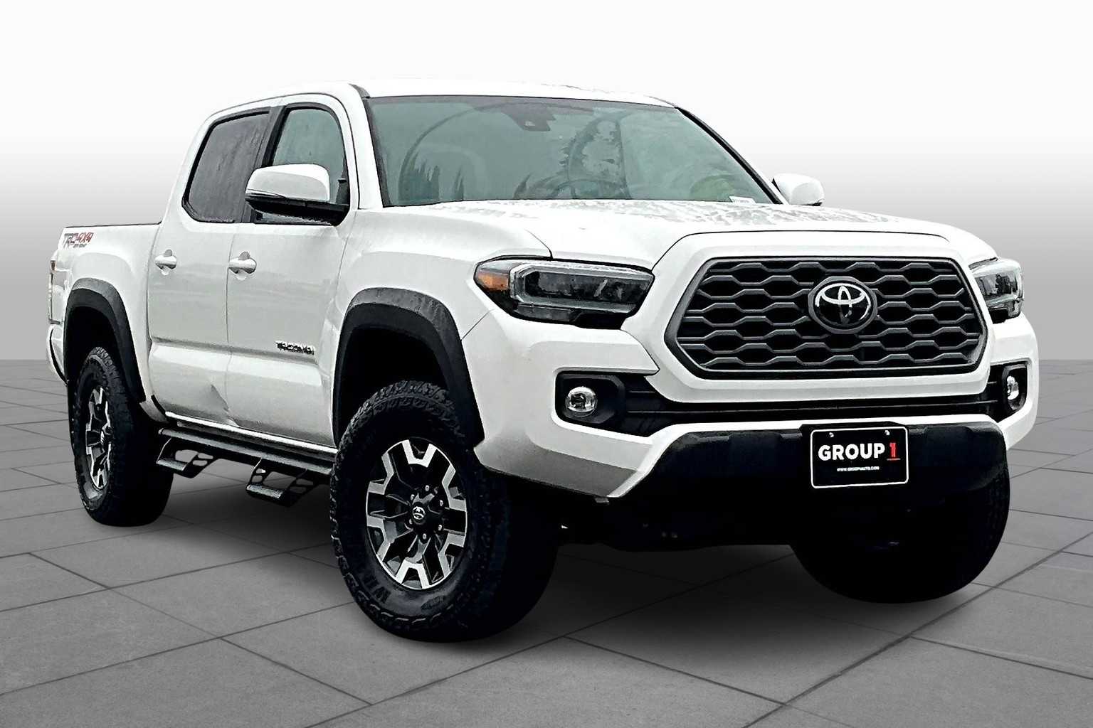 2023 Toyota Tacoma TRD 4x4 photo 2