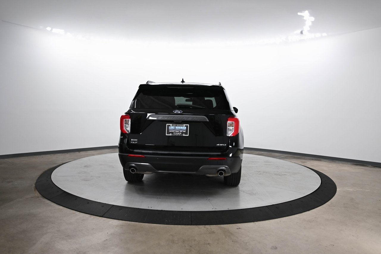 2022 Ford Explorer XLT photo 4