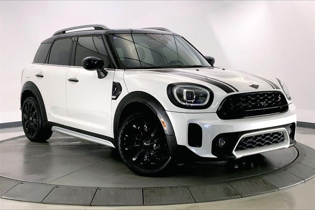 2023 MINI Countryman S's photo