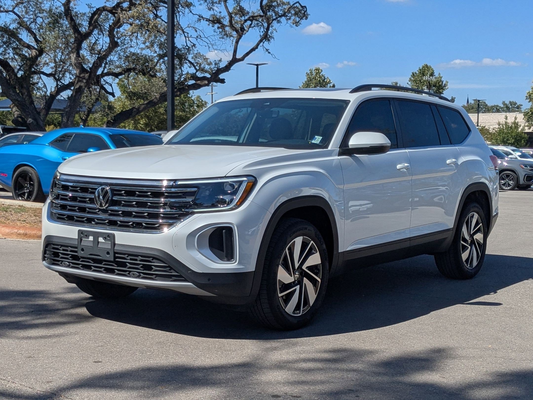 2026 Volkswagen Atlas SE Technology photo 4