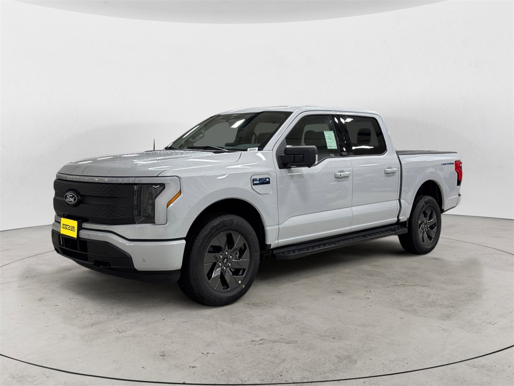 2025 Ford F-150 Lightning Flash's photo