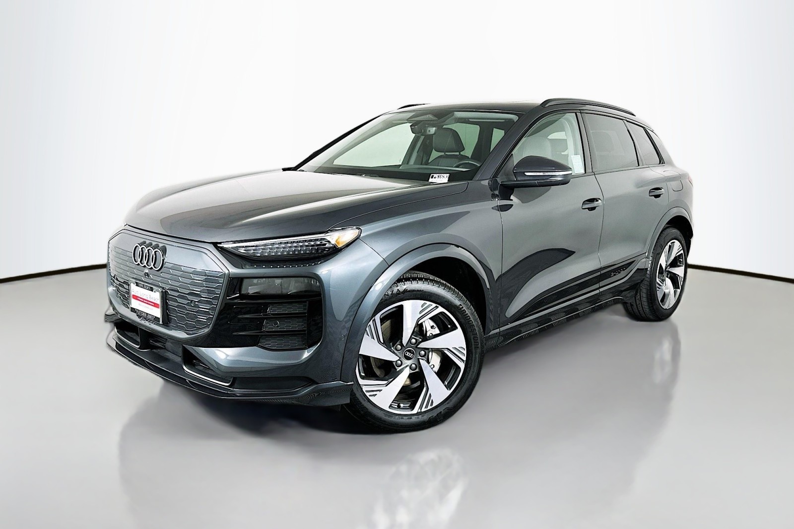 2025 Audi Q6 e-tron Premium Plus's photo