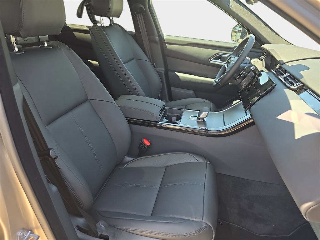 2026 Land Rover Range Rover Velar S photo 10