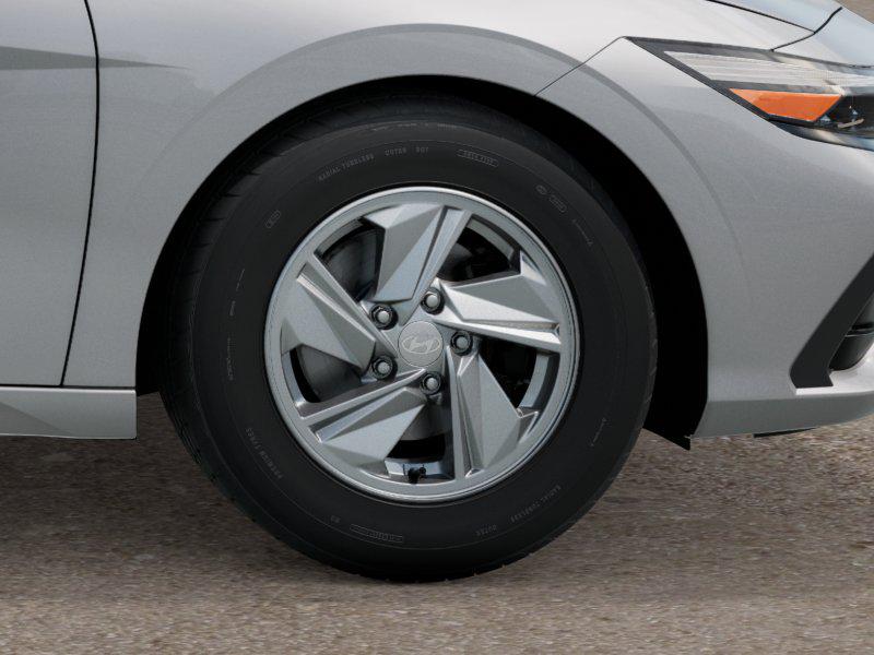 New 2025 Gray Hyundai SE image 8