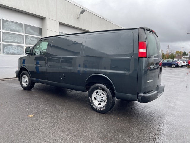 2017 Chevrolet Express Cargo Van 2500 photo 2