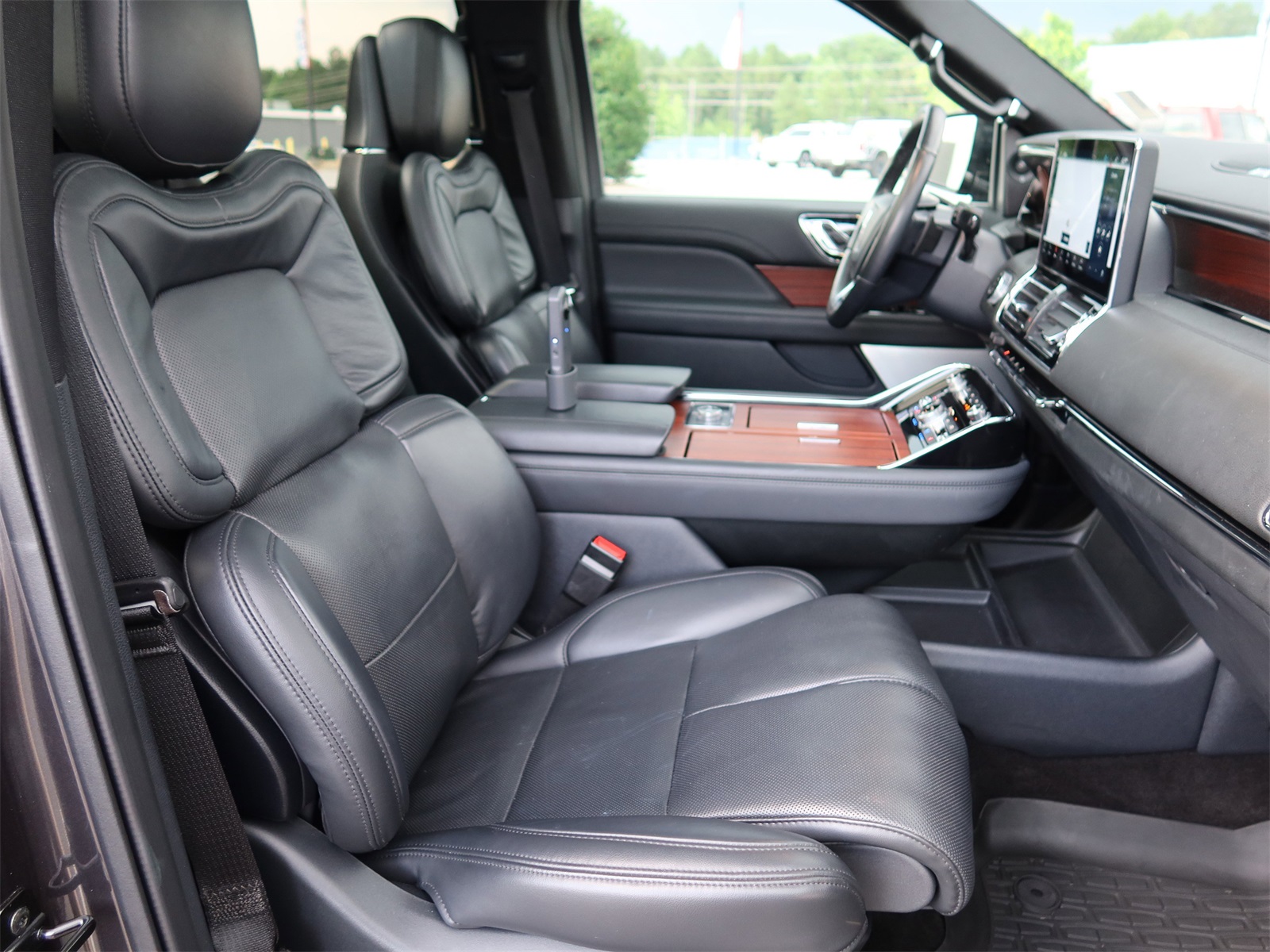 2023 Lincoln Navigator L Reserve photo 10