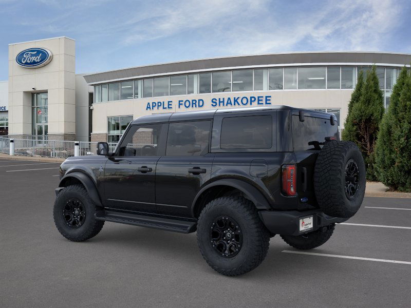 2025 Ford Bronco Outer Banks photo 4