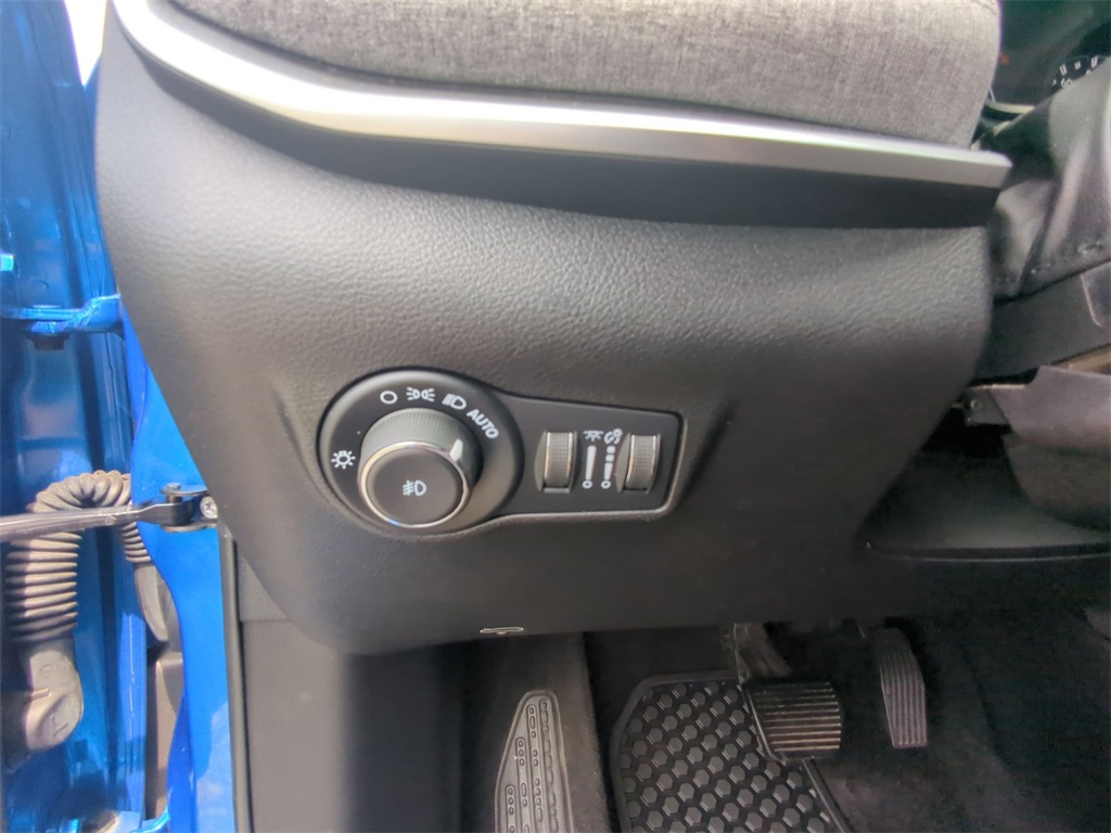 2022 Jeep Compass Latitude photo 23