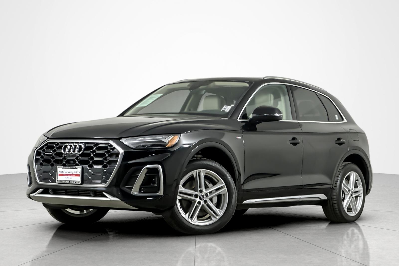 2023 Audi Q5 Premium Plus's photo