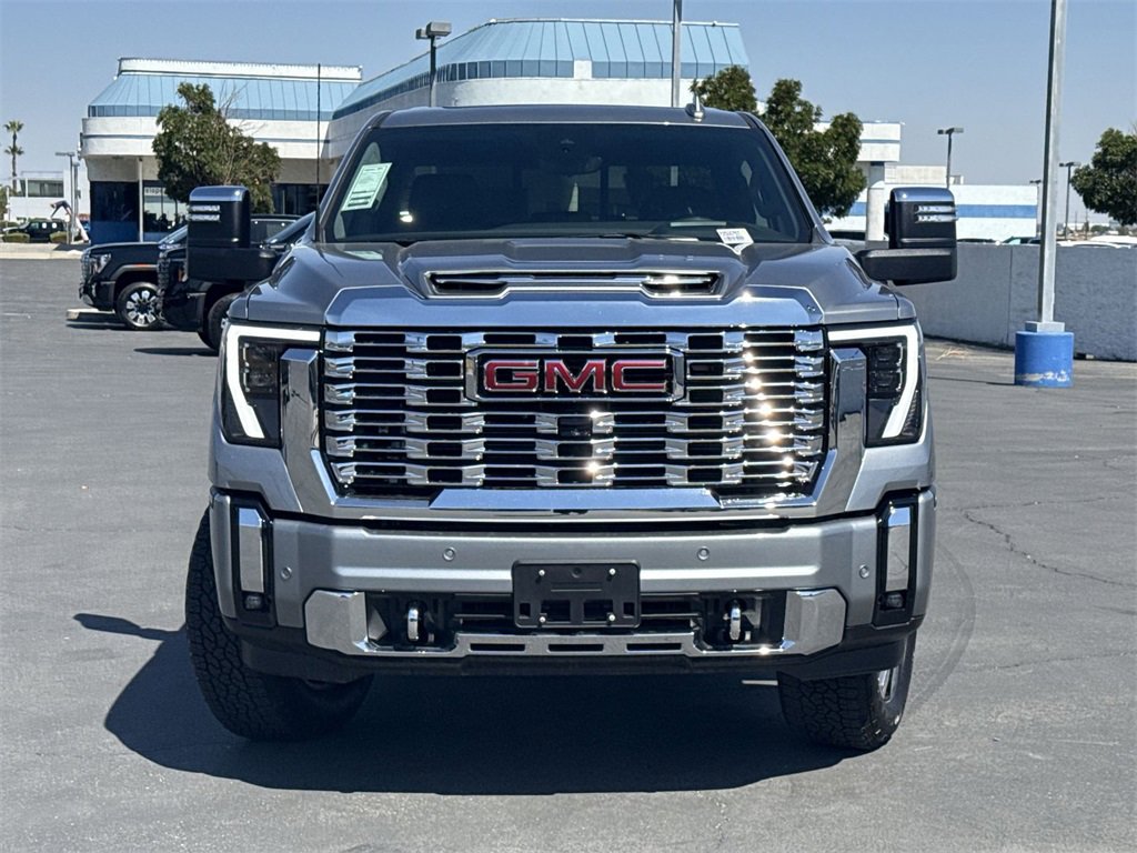 2025 Gmc Sierra 2500 HD Denali photo 2