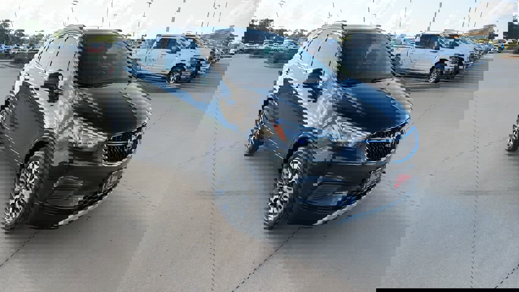 2022 Buick Encore Preferred photo 3