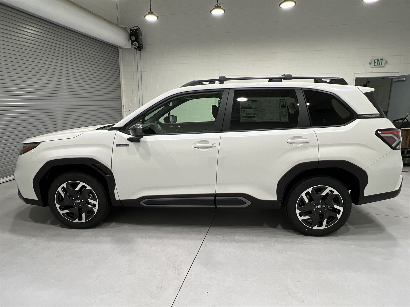 2025 Subaru Forester Limited photo 2