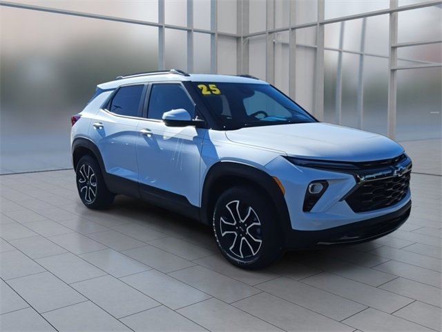 2025 Chevrolet Trailblazer ACTIV photo 2