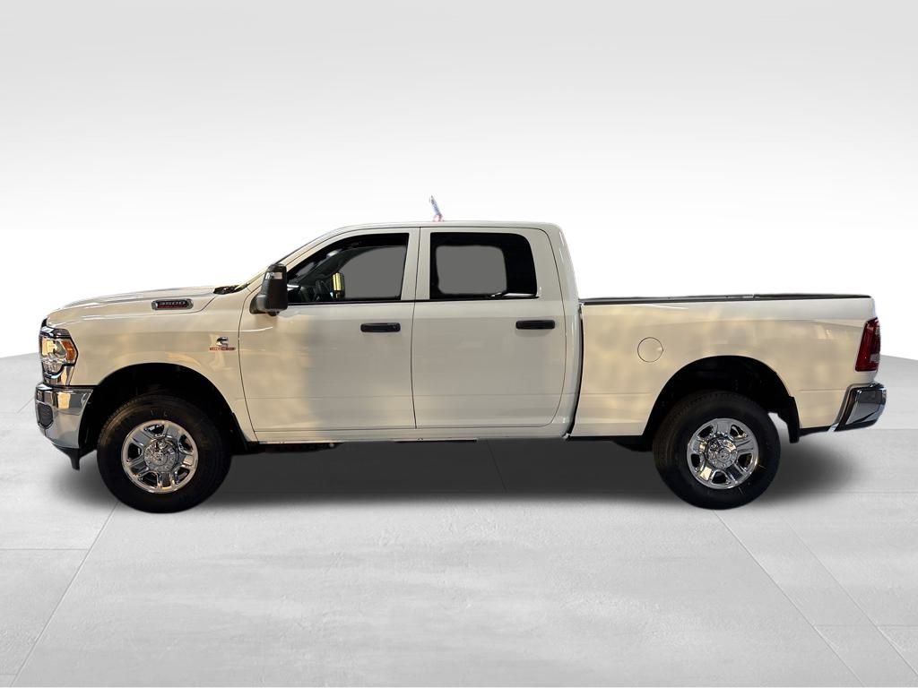 2024 Ram 3500 Tradesman photo 2