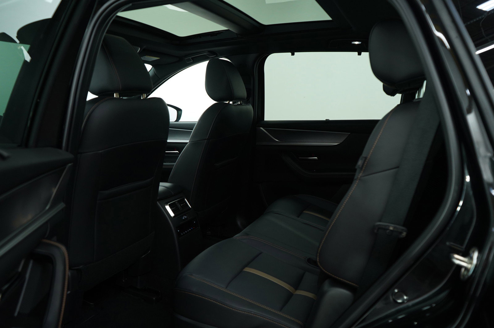 2025 Mazda CX-70 Premium Plus photo 16