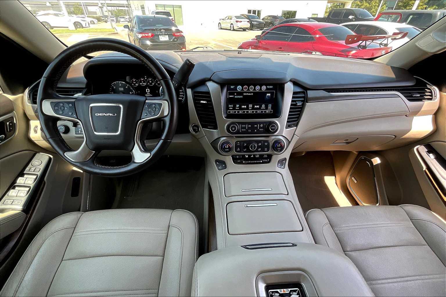 2019 Gmc Yukon Denali photo 13