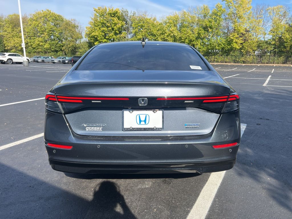 2023 Honda Accord Touring photo 3
