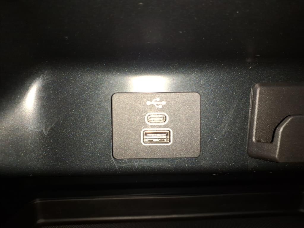 2025 FORD F-150 - Image 13