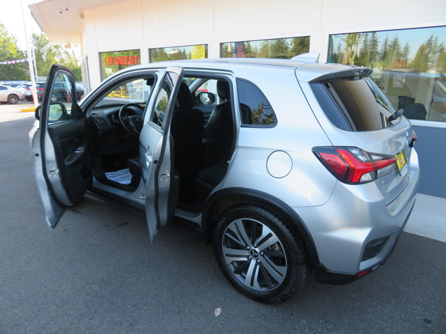 2024 Mitsubishi Outlander Sport SE photo 8