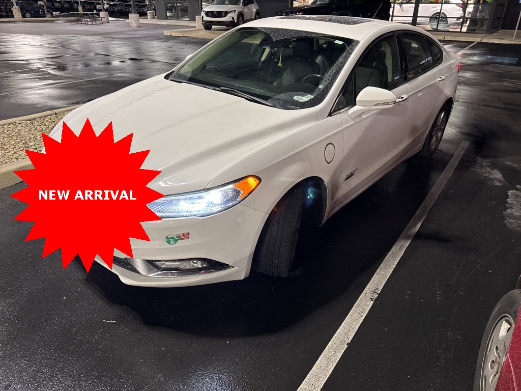 2018 Ford Fusion Energi Titanium's photo