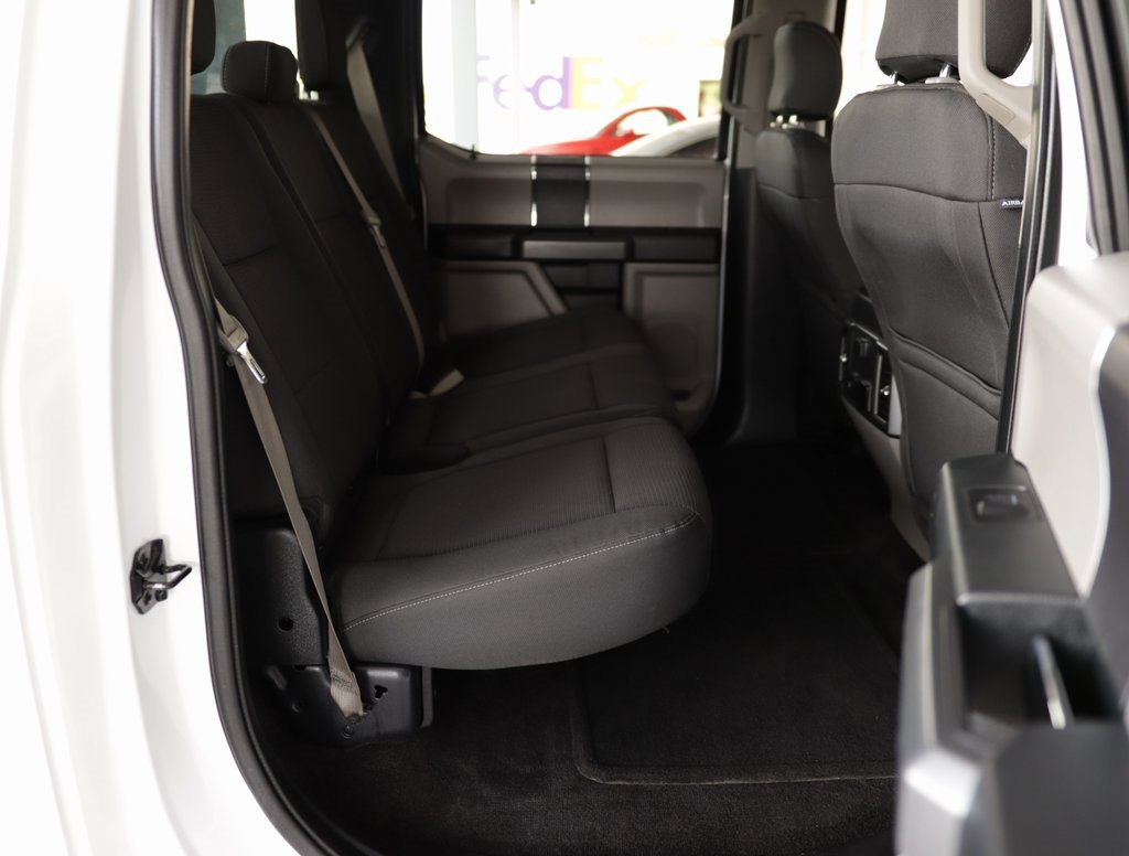 2015 Ford F-150 XLT photo 24