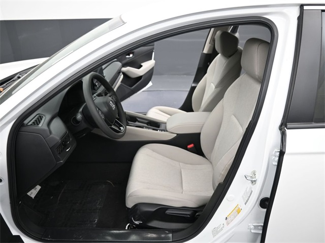 2025 Honda Accord LX photo 2