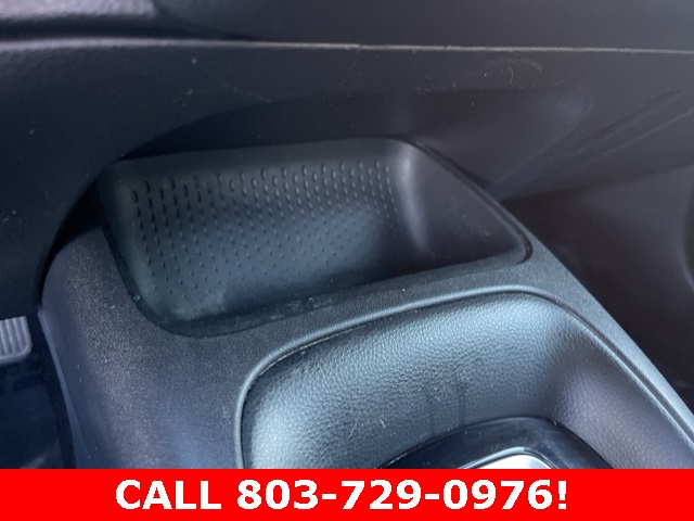 2020 Toyota Corolla LE photo 24