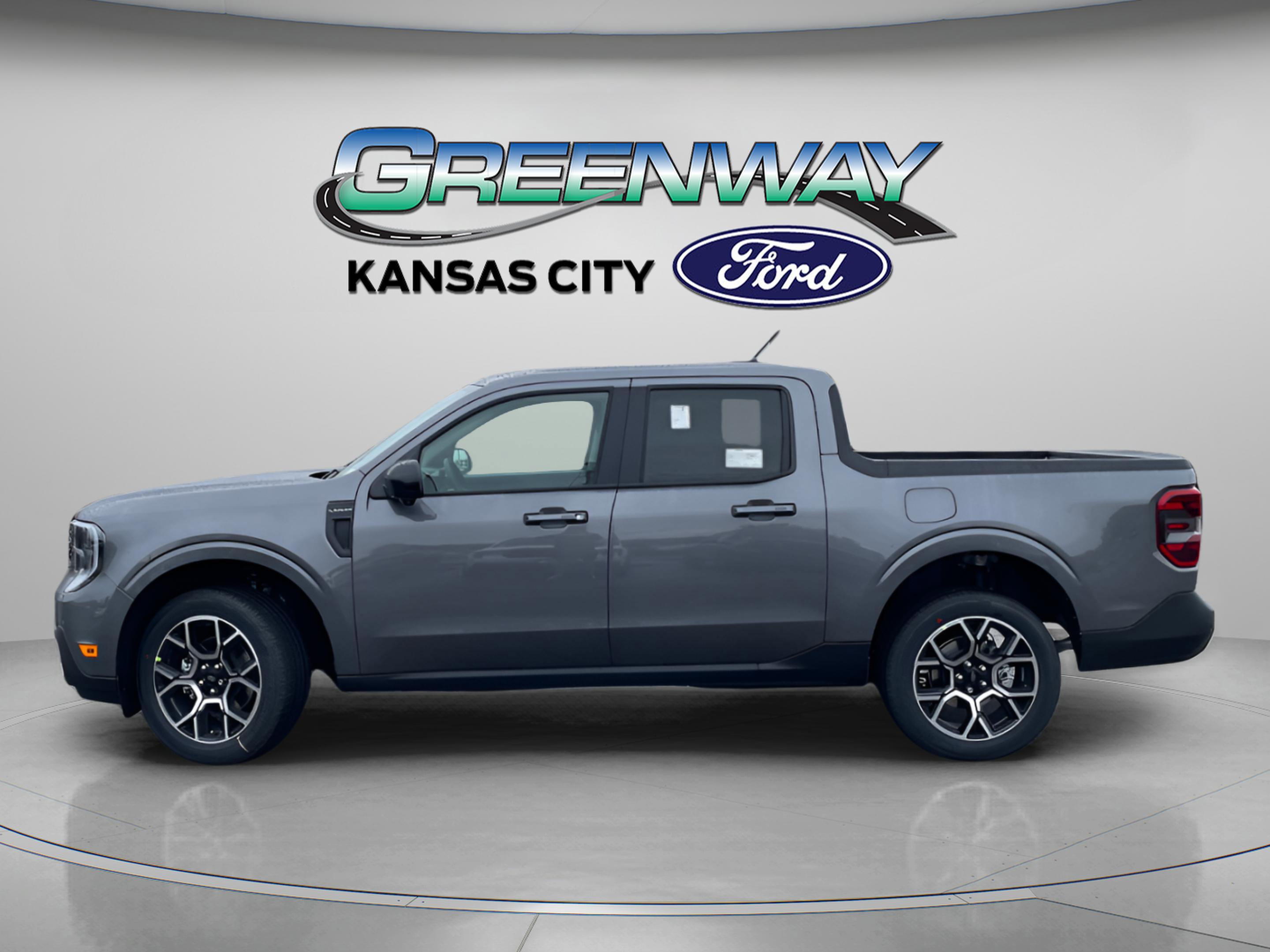 2025 Ford Maverick Lariat photo 2