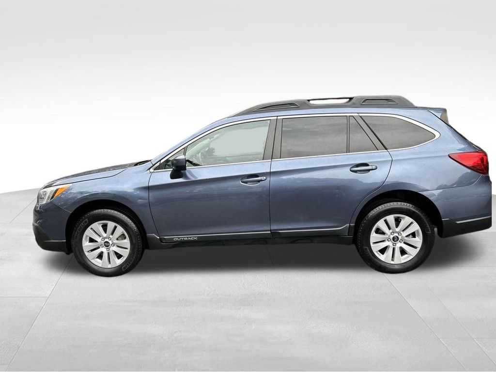 2016 Subaru Outback 2.5i Premium photo 2