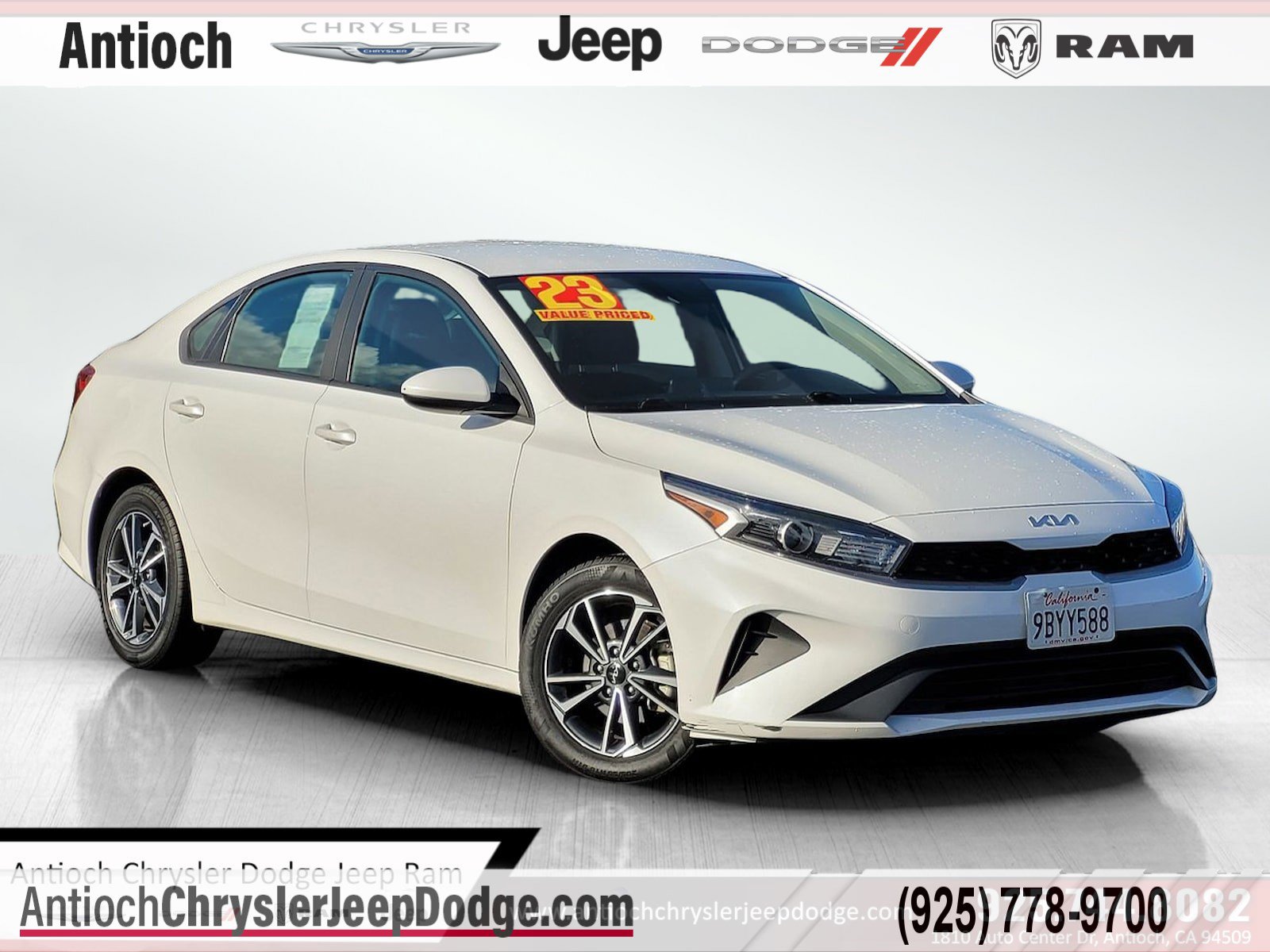 2023 Kia Forte LXS's photo