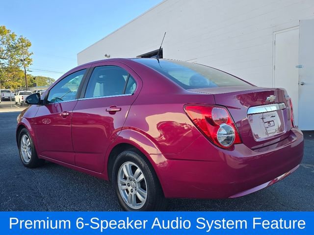 2014 Chevrolet Sonic LT photo 4