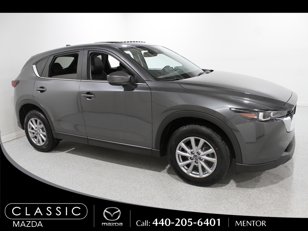 2023 Mazda CX-5 S Preferred package's photo
