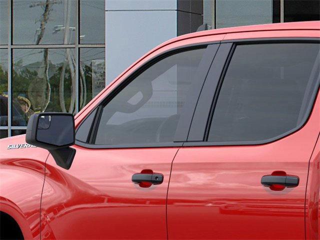 2026 Chevrolet Silverado Custom photo 12