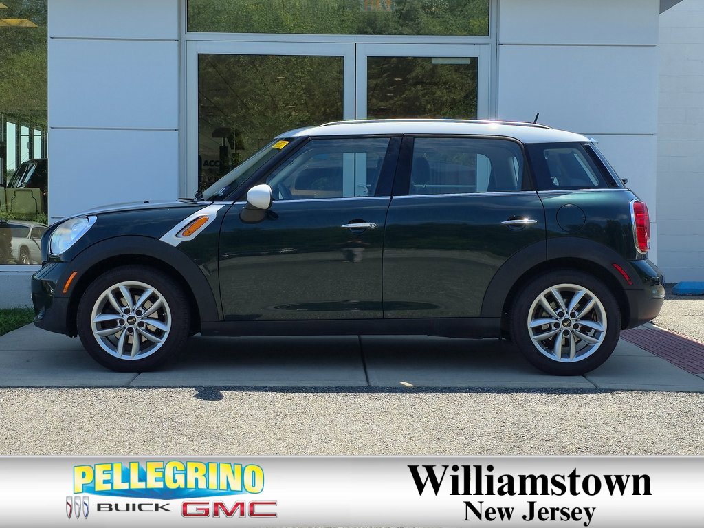 Used 2013 MINI Countryman Countryman with VIN WMWZB3C55DWR35850 for sale in Monroe, NJ
