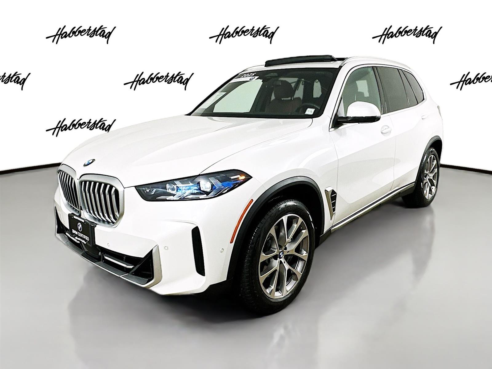New 2025 Mineral White Metallic BMW xDrive40i image 1