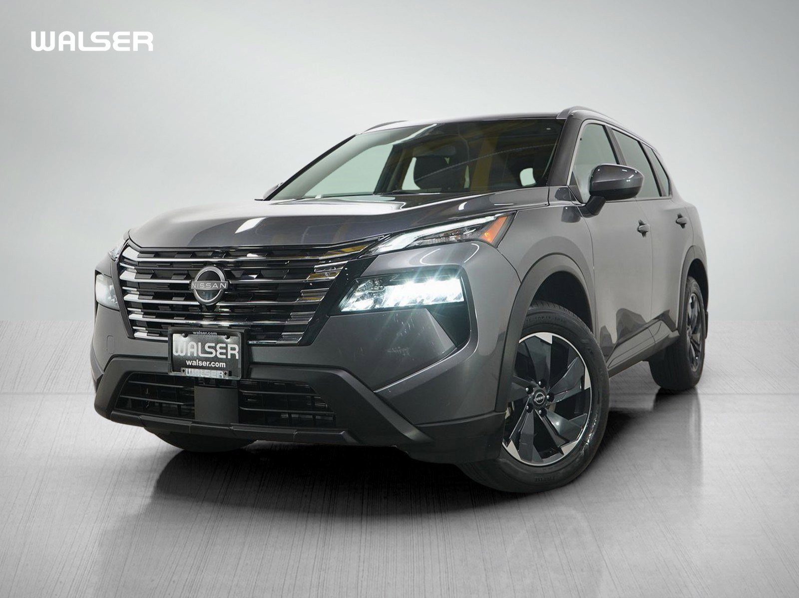 2024 Nissan Rogue SV's photo