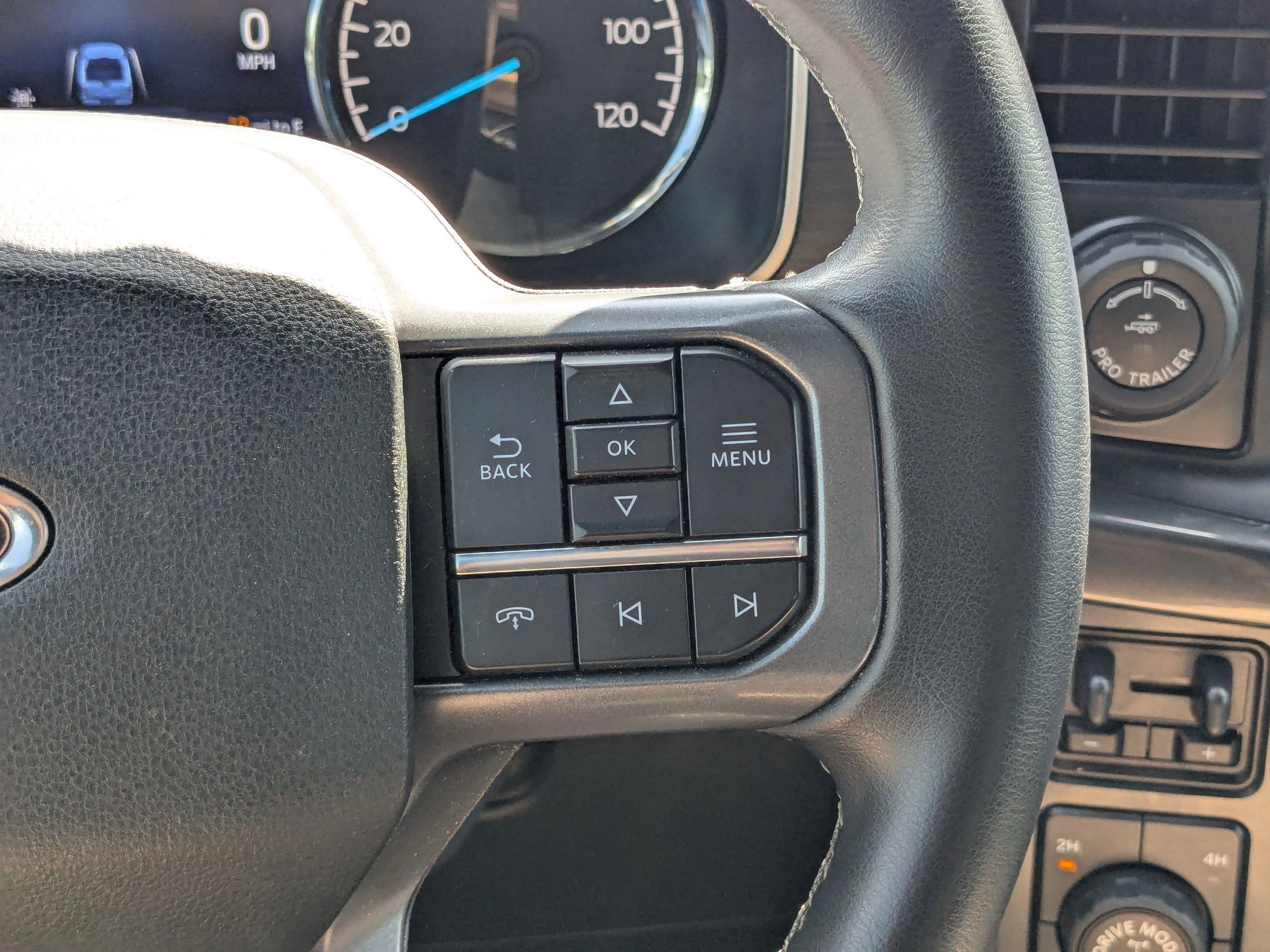 2023 Ford F-150 XLT photo 16